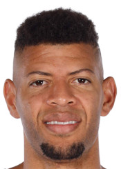 Walter  Tavares